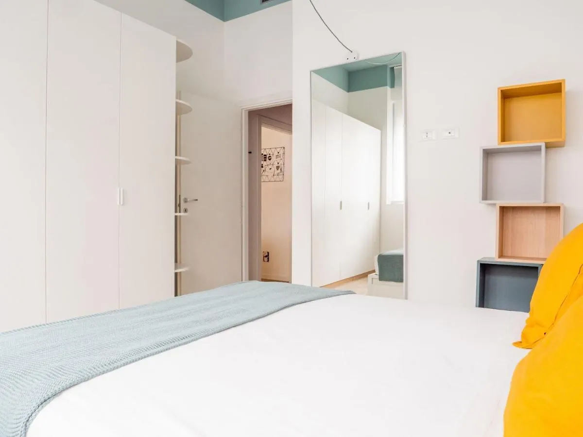 The Best Rent - Apartment In Crescenzago District Milan Italy